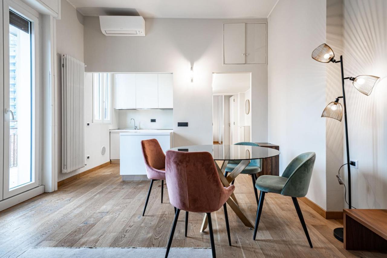 Montello Livings, Exclusive Terrace And Skyline View Apartment Milan Bagian luar foto